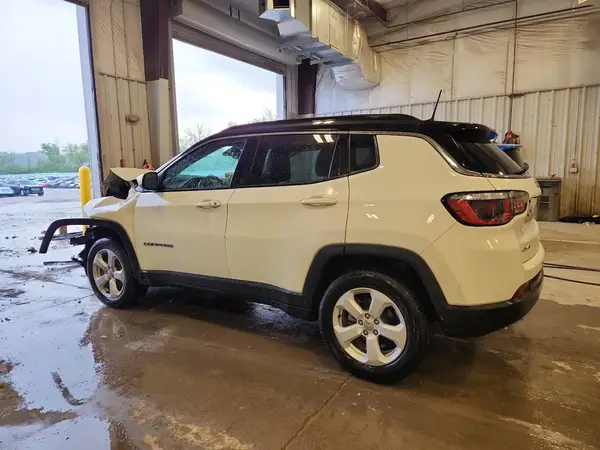 3C4NJDBB5LT175411 2020 JEEP COMPASS - Image 2