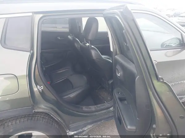 3C4NJDBB5LT225255 2020 JEEP COMPASS - Image 8