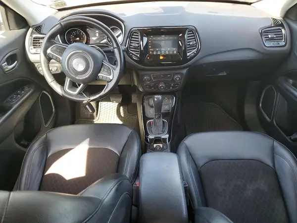 3C4NJDBB5MT526061 2021 JEEP COMPASS - Image 8