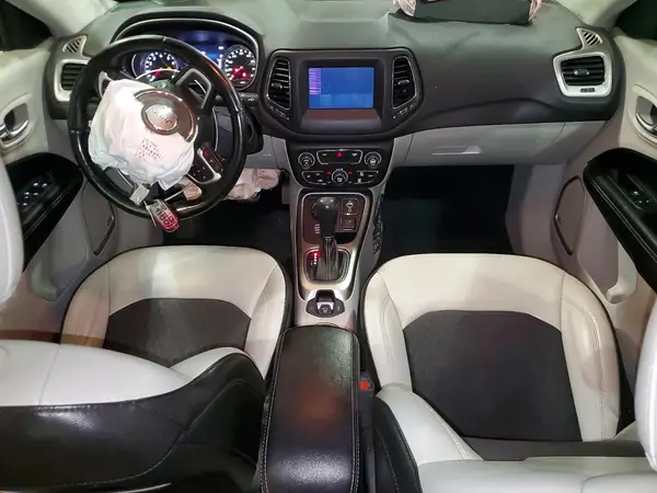 3C4NJDBB5MT529543 2021 JEEP COMPASS - Image 8