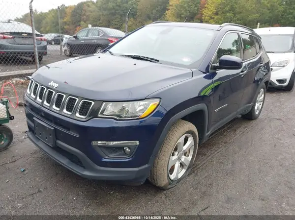 3C4NJDBB5MT540400 2021 JEEP COMPASS - Image 2
