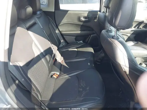 3C4NJDBB5MT547444 2021 JEEP COMPASS - Image 8