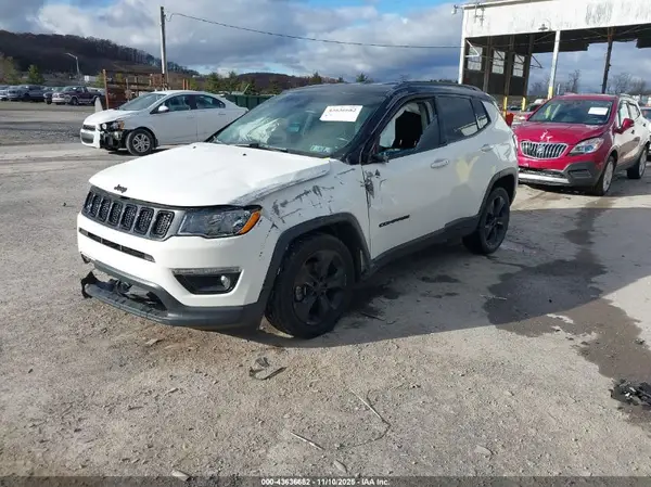 3C4NJDBB5MT547699 2021 JEEP COMPASS - Image 2