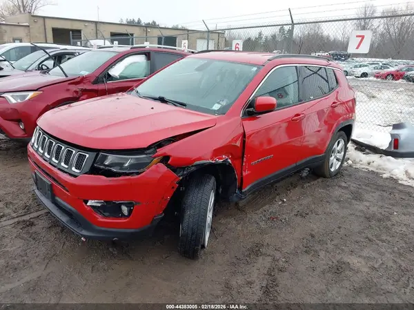 3C4NJDBB5MT557360 2021 JEEP COMPASS - Image 2