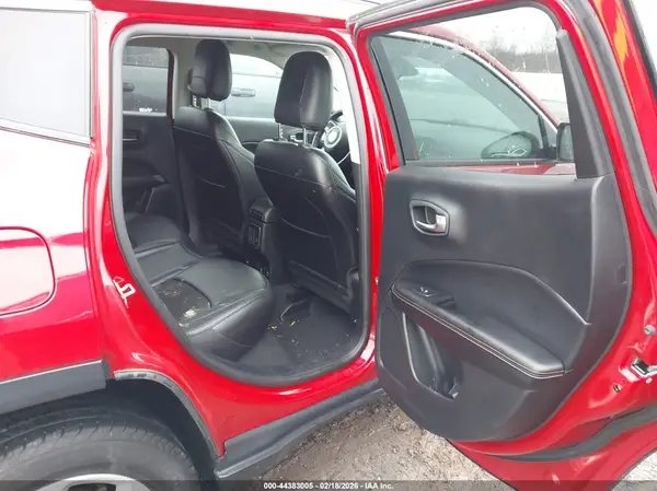 3C4NJDBB5MT557360 2021 JEEP COMPASS - Image 8
