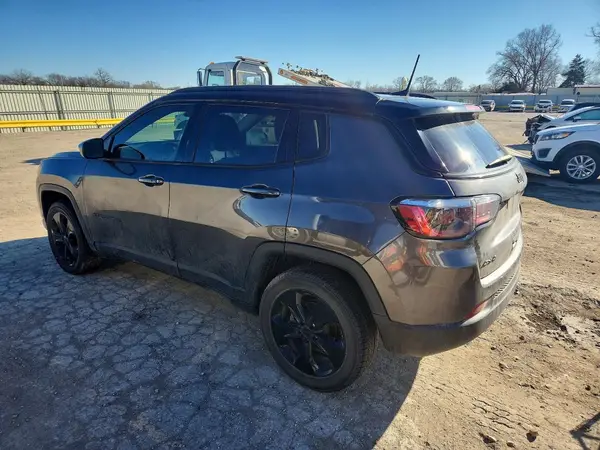 3C4NJDBB5MT560498 2021 JEEP COMPASS - Image 2