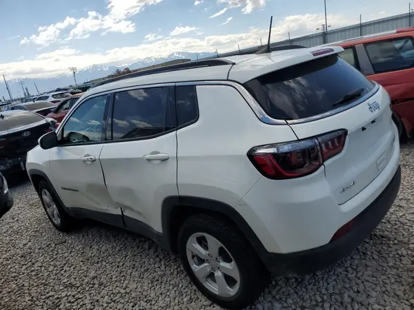 3C4NJDBB5MT560792 2021 JEEP COMPASS - Image 2