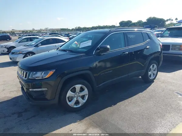 3C4NJDBB5MT562400 2021 JEEP COMPASS - Image 2