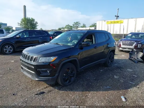 3C4NJDBB5MT580010 2021 JEEP COMPASS - Image 2