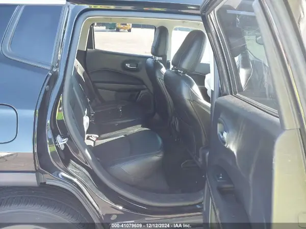 3C4NJDBB5MT592836 2021 JEEP COMPASS - Image 8