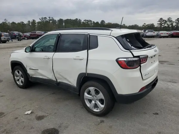 3C4NJDBB5MT599978 2021 JEEP COMPASS - Image 2