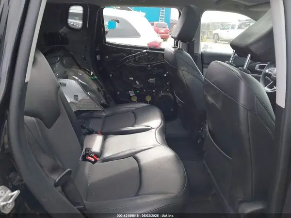 3C4NJDBB5NT103207 2022 JEEP COMPASS - Image 8