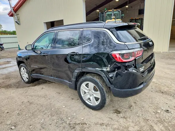 3C4NJDBB5NT114787 2022 JEEP COMPASS - Image 2