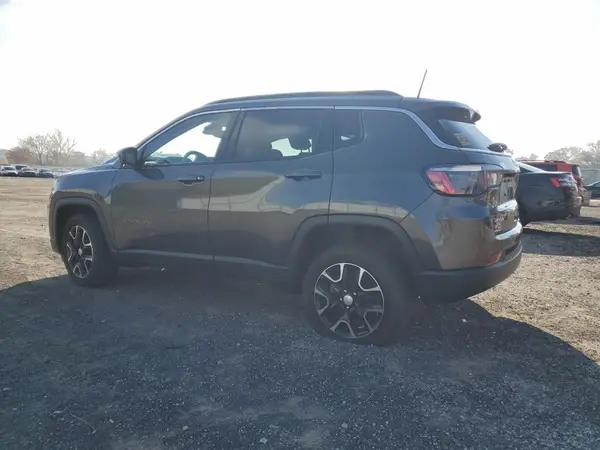 3C4NJDBB5NT118791 2022 JEEP COMPASS - Image 2