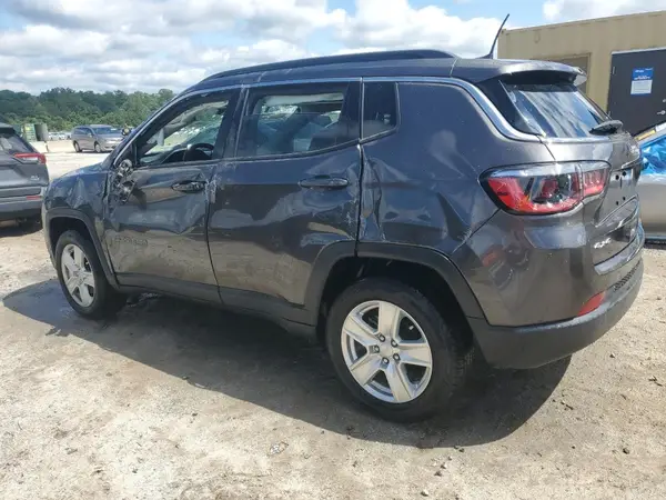 3C4NJDBB5NT120699 2022 JEEP COMPASS - Image 2