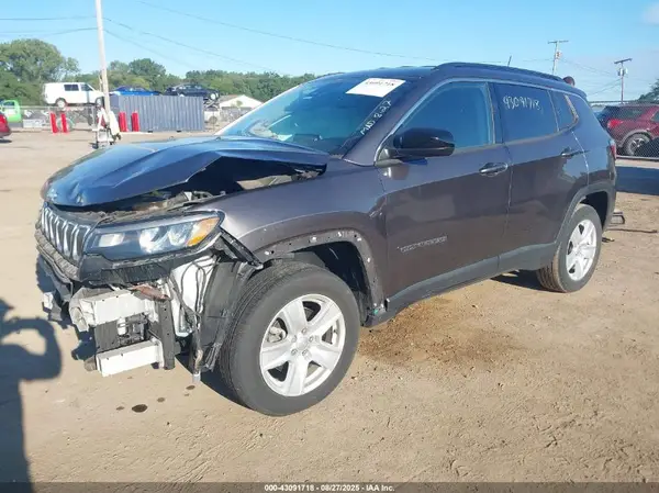 3C4NJDBB5NT124087 2022 JEEP COMPASS - Image 2