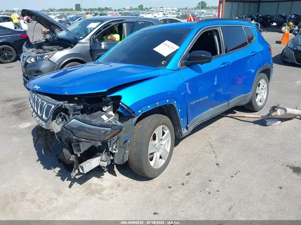 3C4NJDBB5NT128253 2022 JEEP COMPASS - Image 2