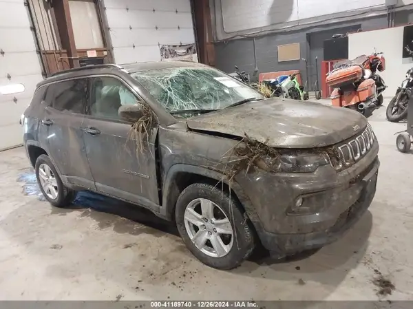 3C4NJDBB5NT131315 2022 JEEP COMPASS - Image 1