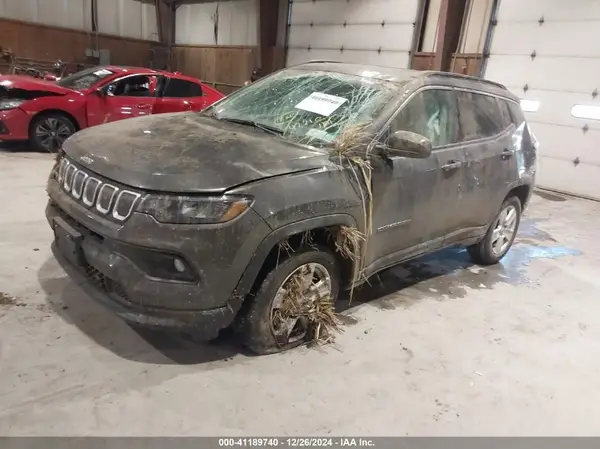 3C4NJDBB5NT131315 2022 JEEP COMPASS - Image 2