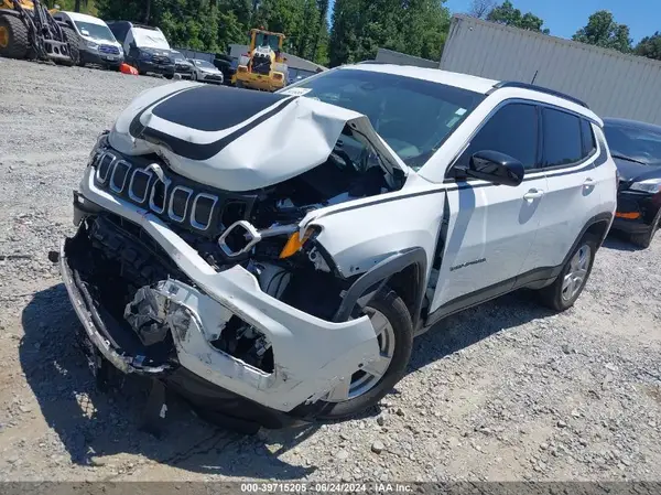 3C4NJDBB5NT143853 2022 JEEP COMPASS - Image 2
