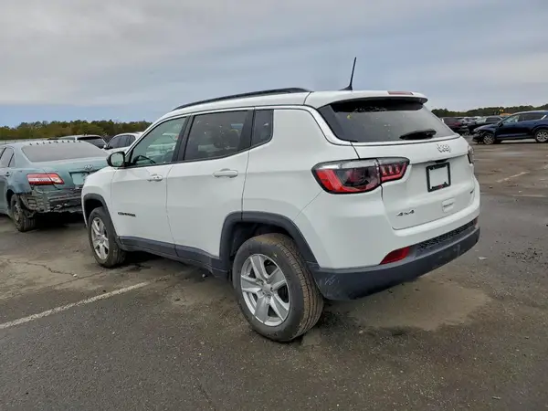3C4NJDBB5NT157333 2022 JEEP COMPASS - Image 2
