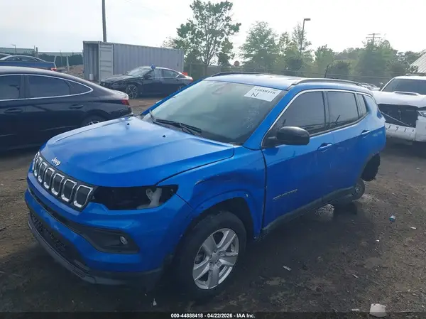 3C4NJDBB5NT169353 2022 JEEP COMPASS - Image 2