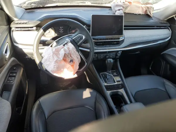 3C4NJDBB5NT202769 2022 JEEP COMPASS - Image 8