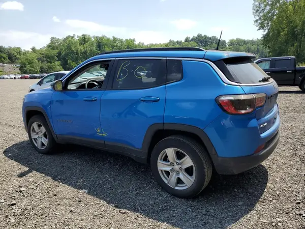3C4NJDBB5NT209821 2022 JEEP COMPASS - Image 2