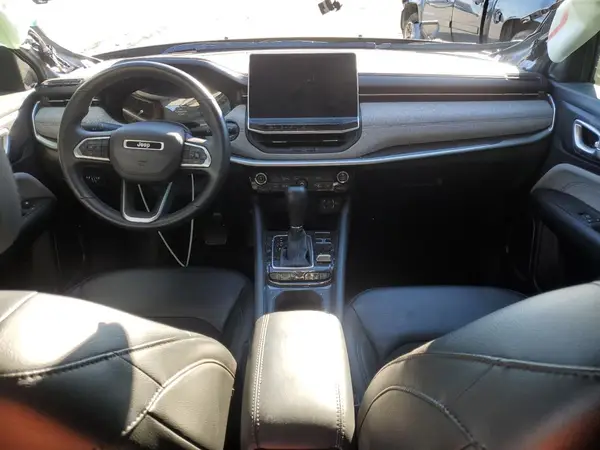 3C4NJDBB5NT216221 2022 JEEP COMPASS - Image 8