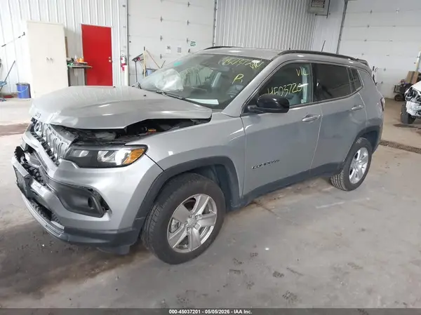 3C4NJDBB5NT216848 2022 JEEP COMPASS - Image 2