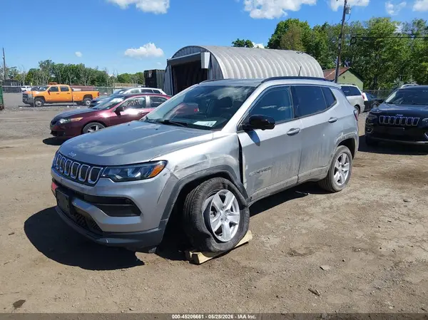 3C4NJDBB5NT230510 2022 JEEP COMPASS - Image 2