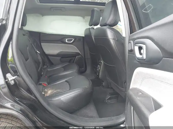 3C4NJDBB5NT234086 2022 JEEP COMPASS - Image 8