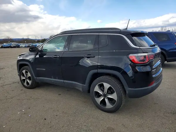 3C4NJDBB6HT607012 2017 JEEP COMPASS - Image 2