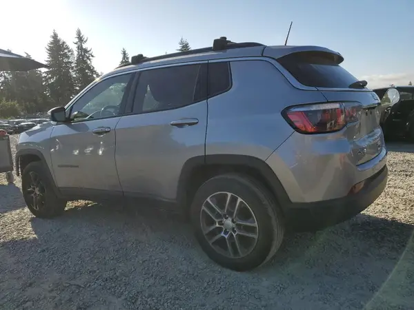 3C4NJDBB6HT632038 2017 JEEP COMPASS - Image 2