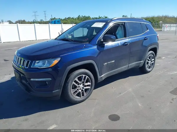 3C4NJDBB6HT639832 2017 JEEP COMPASS - Image 2