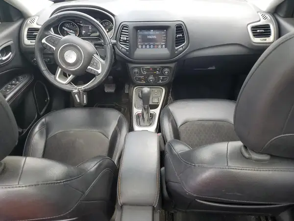 3C4NJDBB6HT665606 2017 JEEP COMPASS - Image 8