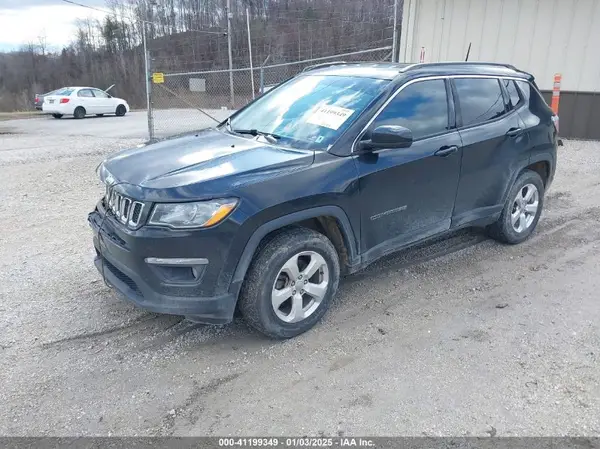 3C4NJDBB6HT666092 2017 JEEP COMPASS - Image 2