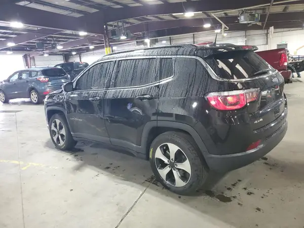 3C4NJDBB6HT666559 2017 JEEP COMPASS - Image 2