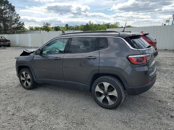 3C4NJDBB6JT104344 2018 JEEP COMPASS - Image 2