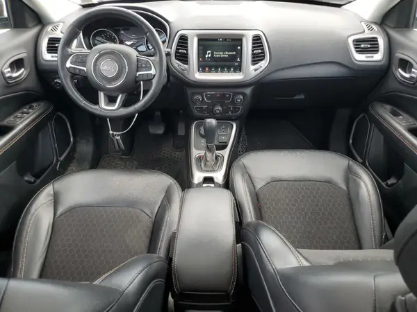 3C4NJDBB6JT104344 2018 JEEP COMPASS - Image 8