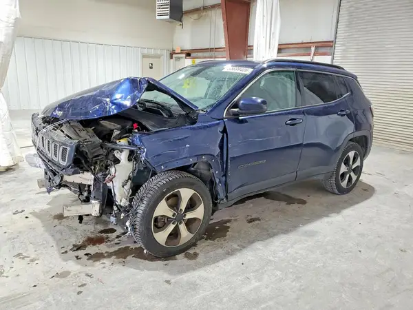 3C4NJDBB6JT104831 2018 JEEP COMPASS - Image 1