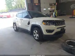 3C4NJDBB6JT114064 2018 JEEP COMPASS