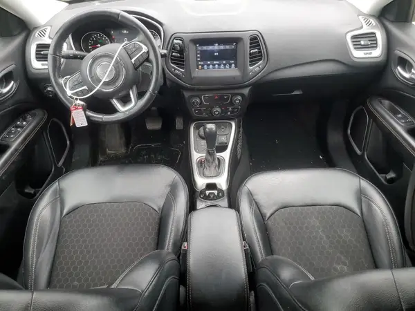 3C4NJDBB6JT116753 2018 JEEP COMPASS - Image 8