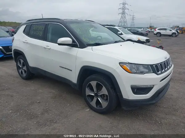 3C4NJDBB6JT117272 2018 JEEP COMPASS - Image 1
