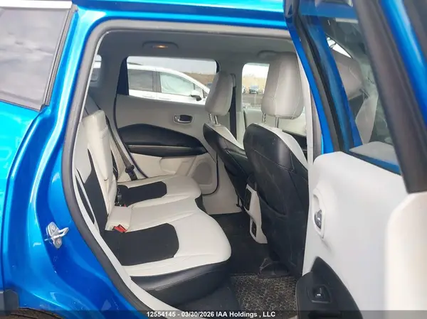 3C4NJDBB6JT138509 2018 JEEP COMPASS - Image 8