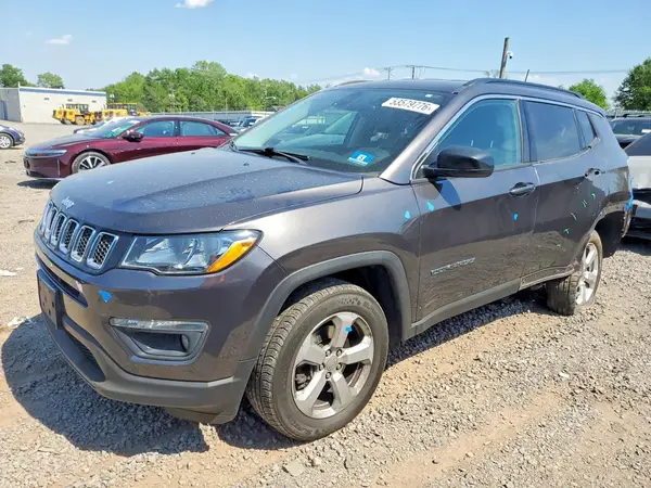 3C4NJDBB6JT138803 2018 JEEP COMPASS - Image 1