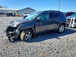 3C4NJDBB6JT139093 2018 JEEP COMPASS