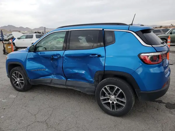 3C4NJDBB6JT144486 2018 JEEP COMPASS - Image 2