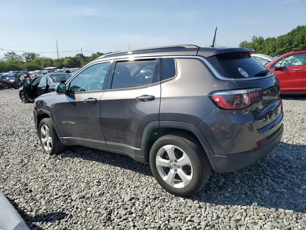 3C4NJDBB6JT153222 2018 JEEP COMPASS - Image 2