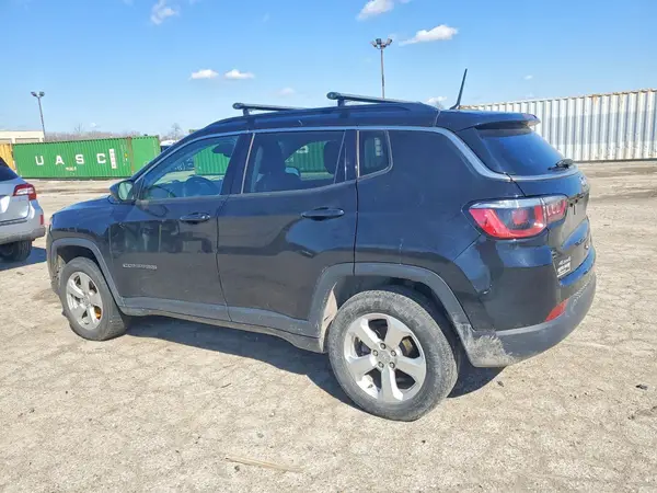 3C4NJDBB6JT155097 2018 JEEP COMPASS - Image 2